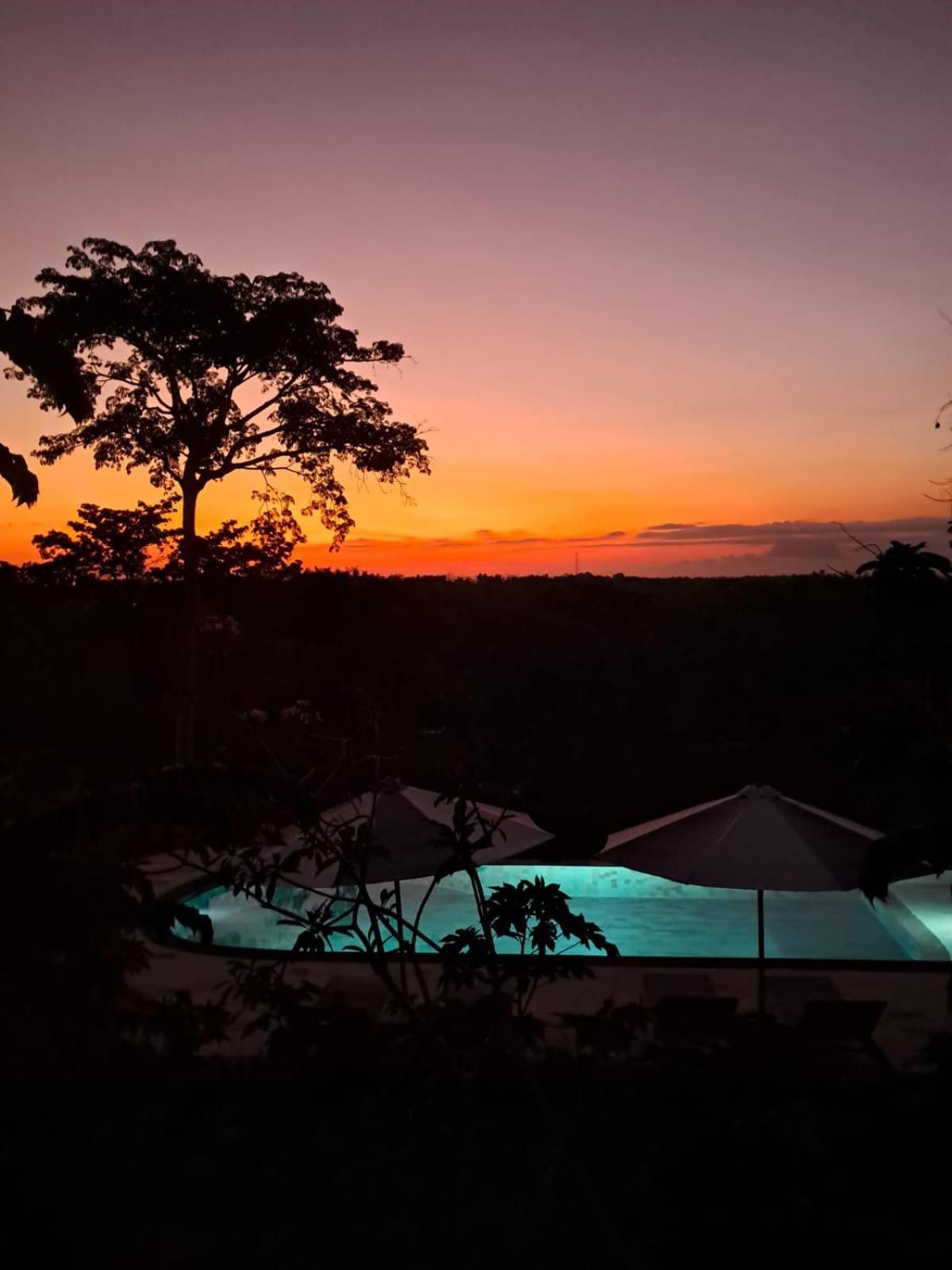Kubuhill Sunset Bungalow Toyapakeh エクステリア 写真